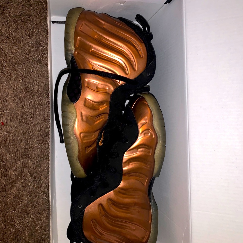 Little kid Nike Posite One